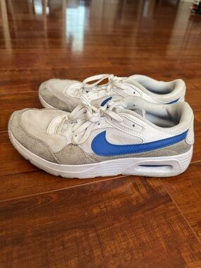 Nike Kids White and Blue Low-Top Sneakers